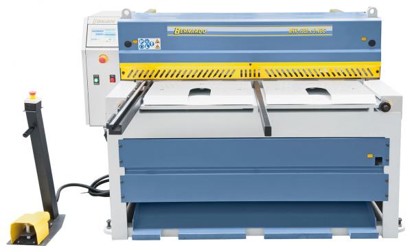 Bernardo MTR 1360 x 3 NCC Motorised guillotine shear